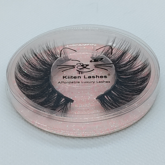 Faux mink lashes - Picture 3 of 4
